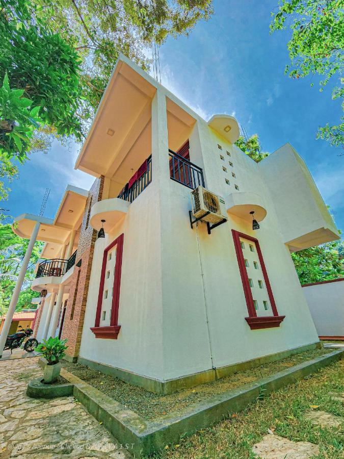 Jay'S Avenue Hotel อุดาวาลาเว ภายนอก รูปภาพ